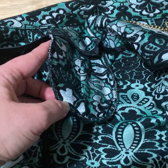 Spanned Green and Black Patterned Jacket - Picture 11 of 11